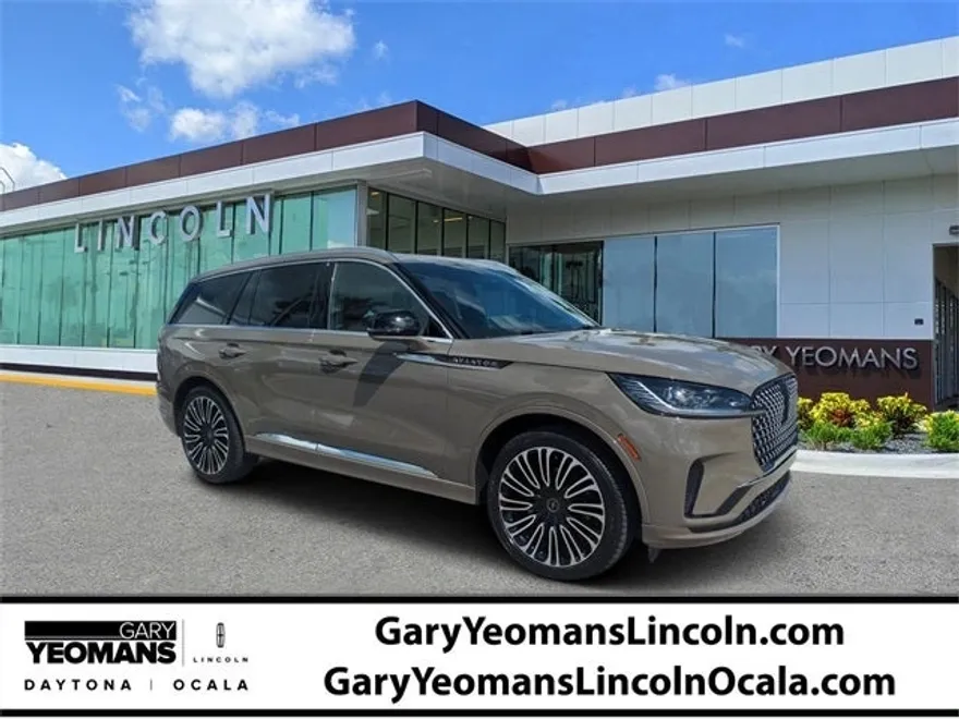 2025 Lincoln Aviator Black Label photo 1