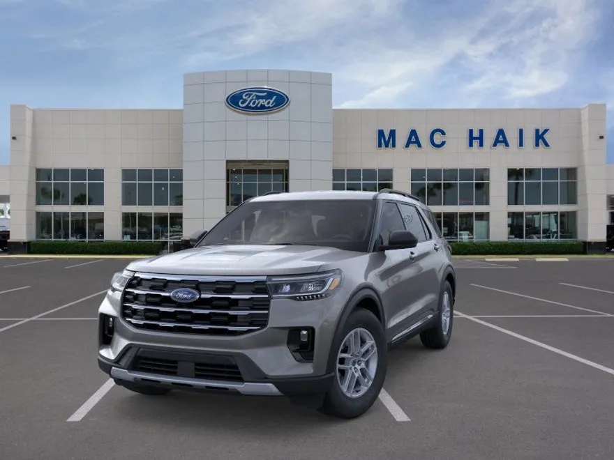 2025 Ford Explorer photo 1