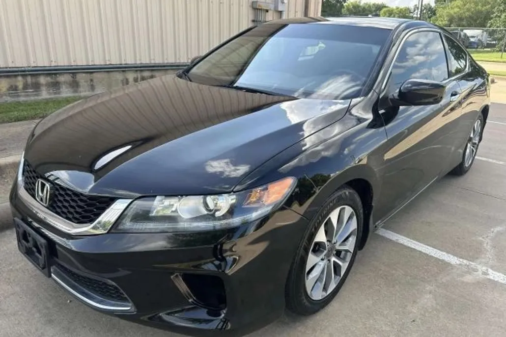 2015 Honda Accord photo 1