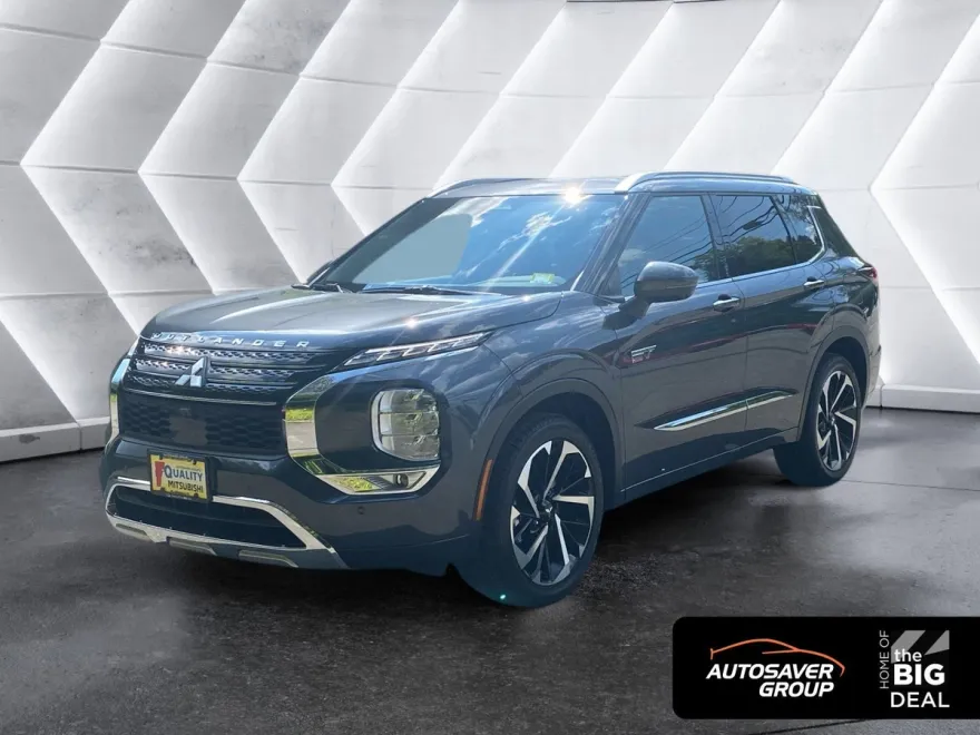 2025 Mitsubishi Outlander PHEV SEL photo 1