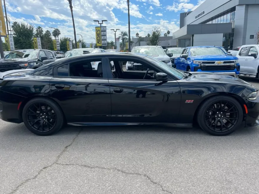 2018 Dodge Charger R/T Scat Pack photo 1