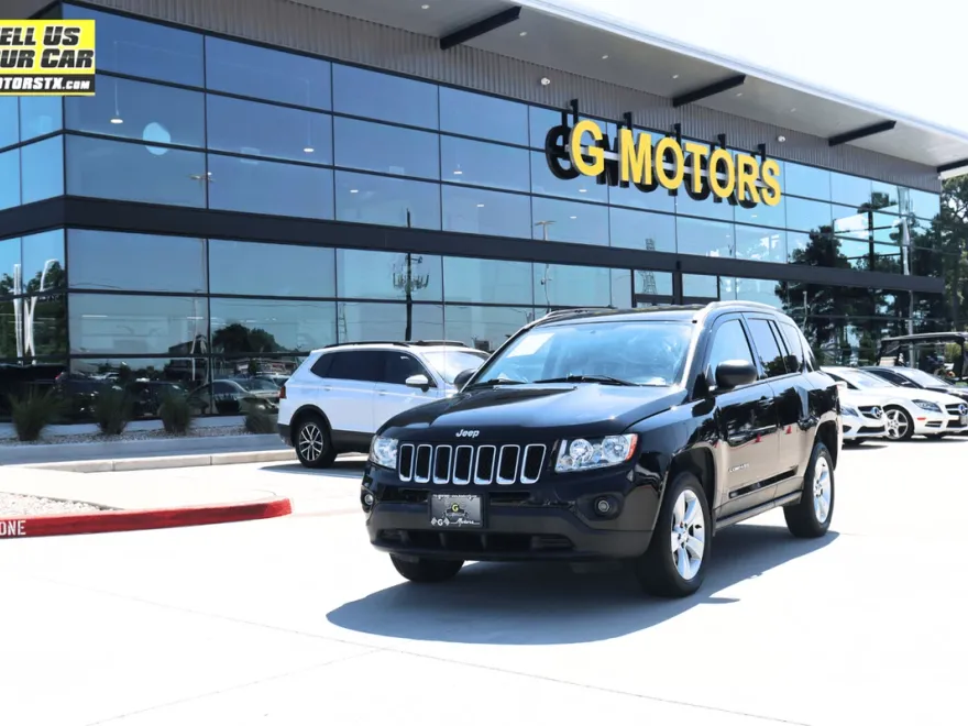 2013 Jeep Compass Sport photo 1