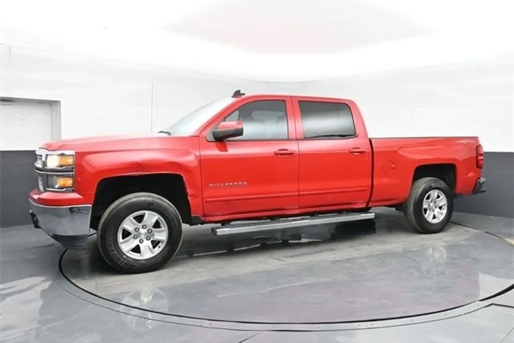 2015 Chevrolet Silverado 1500 LT photo 1