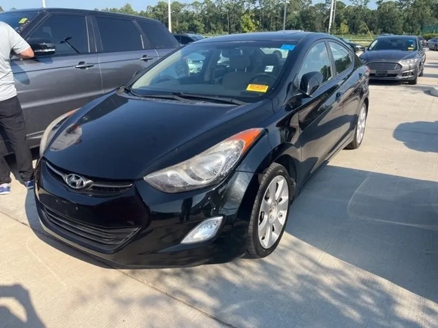 2013 Hyundai Elantra Limited photo 1