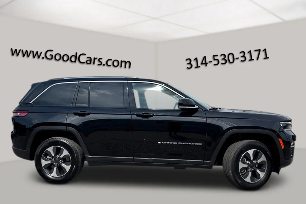 2022 Jeep Cherokee Limited 4xe photo 1