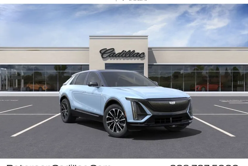 2025 Cadillac Lyriq Sport photo 1