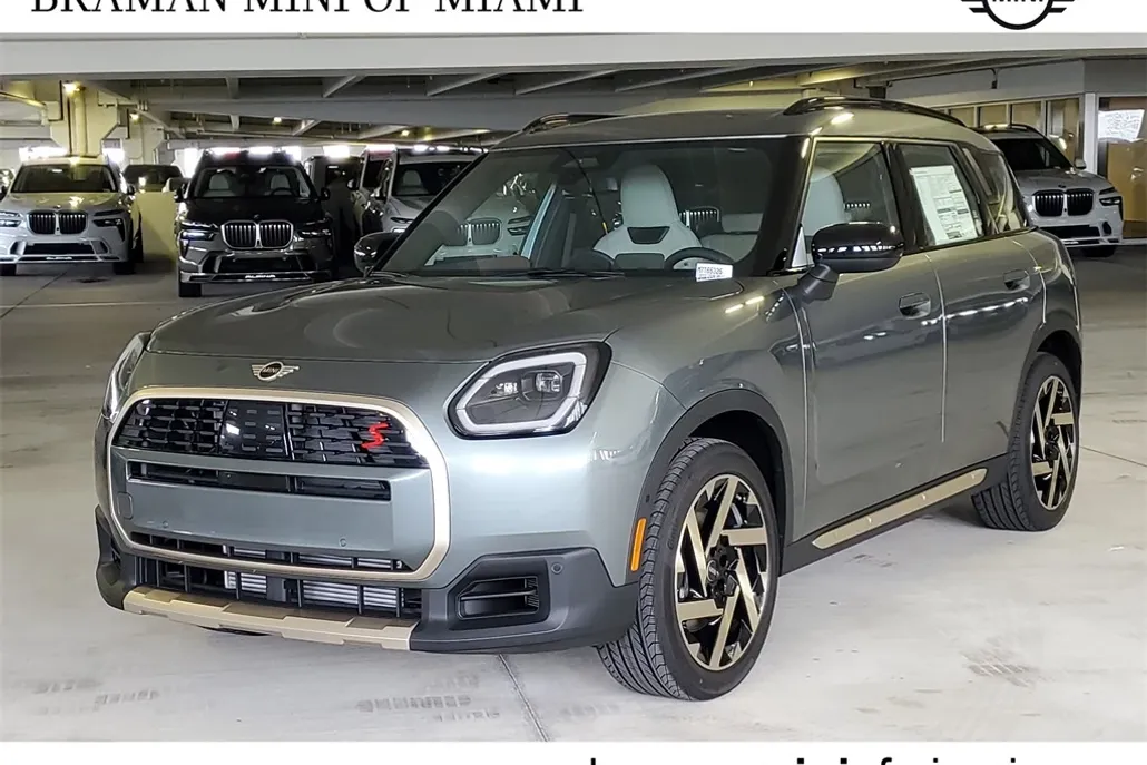 2025 Mini Countryman S ALL4 photo 1