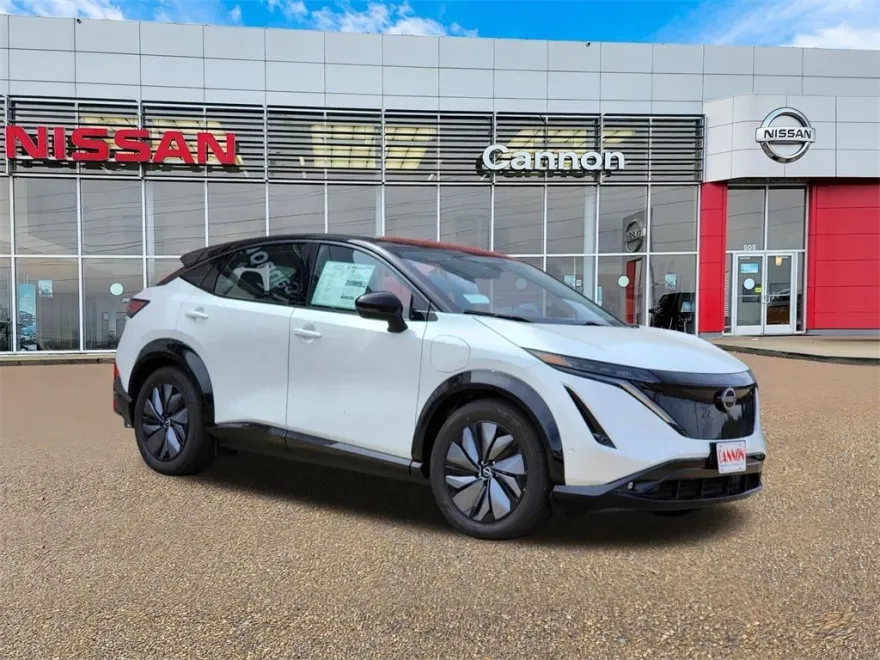 2023 Nissan ARIYA Platinum photo 1