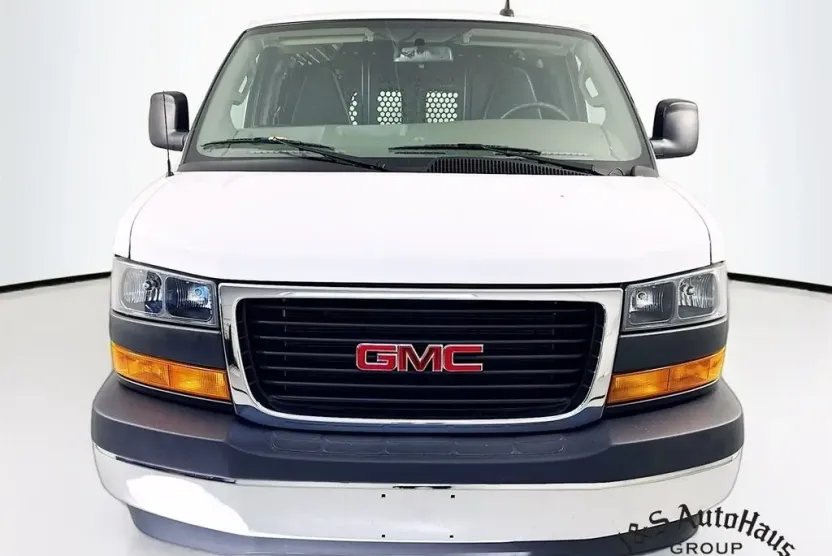 2023 Gmc Savana 2500 Cargo photo 1