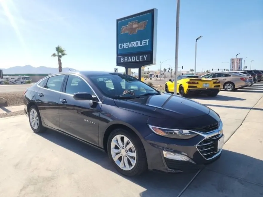 2023 Chevrolet Malibu 1LT photo 1