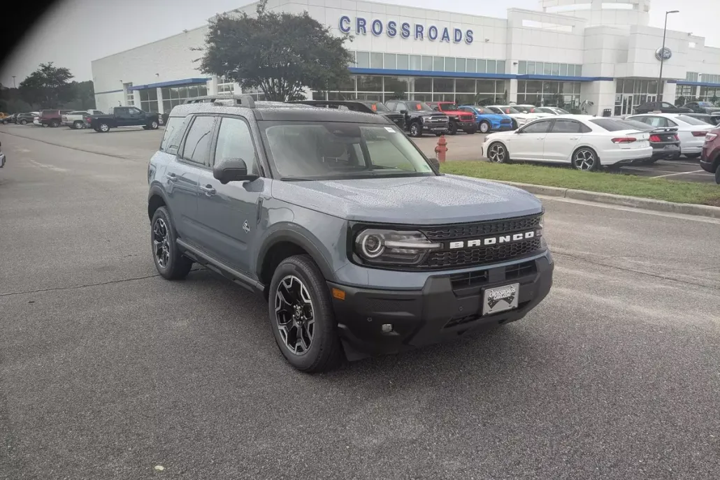 2025 Ford Bronco Sport Outer Banks photo 1