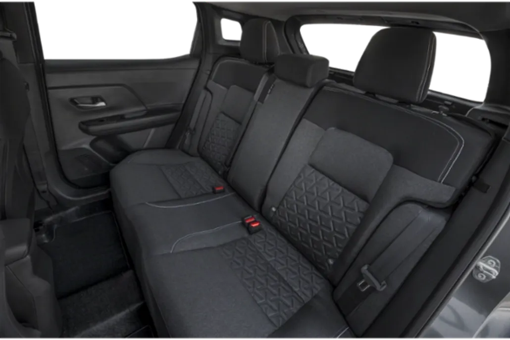 2025 Nissan Kicks SV photo 1