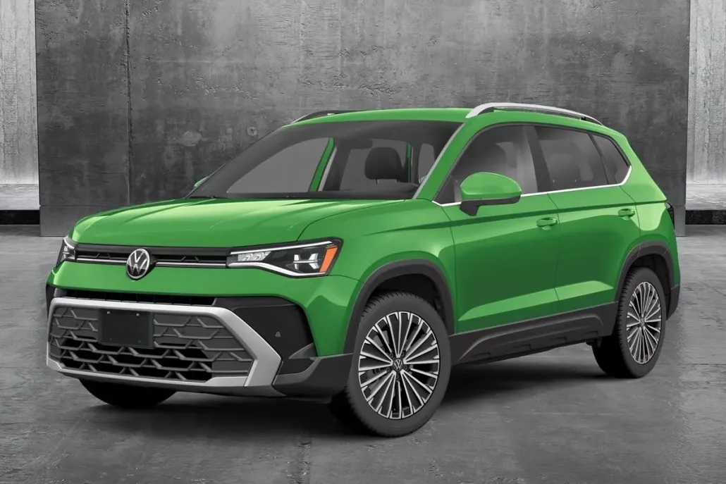 2025 Volkswagen Taos SE photo 1