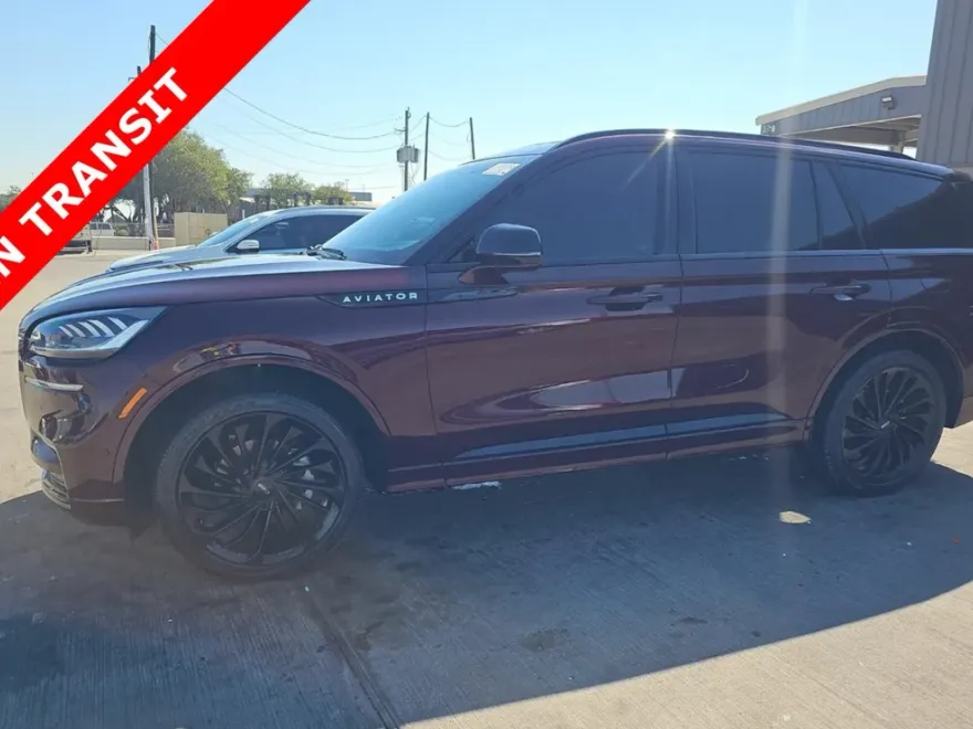 2022 Lincoln Aviator Reserve photo 1