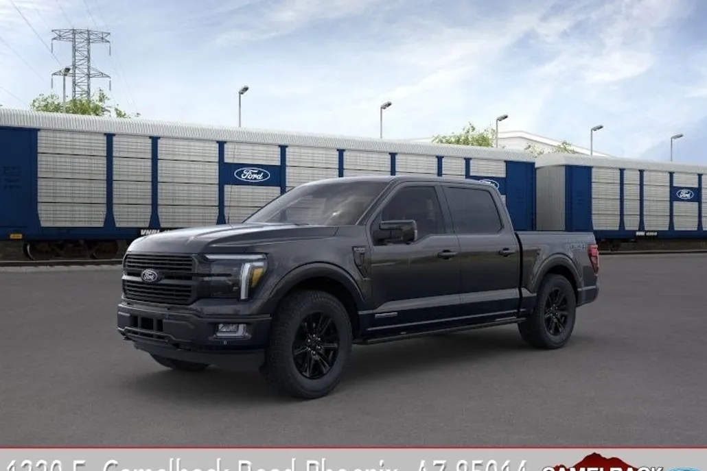 2025 Ford F-150 Platinum photo 1