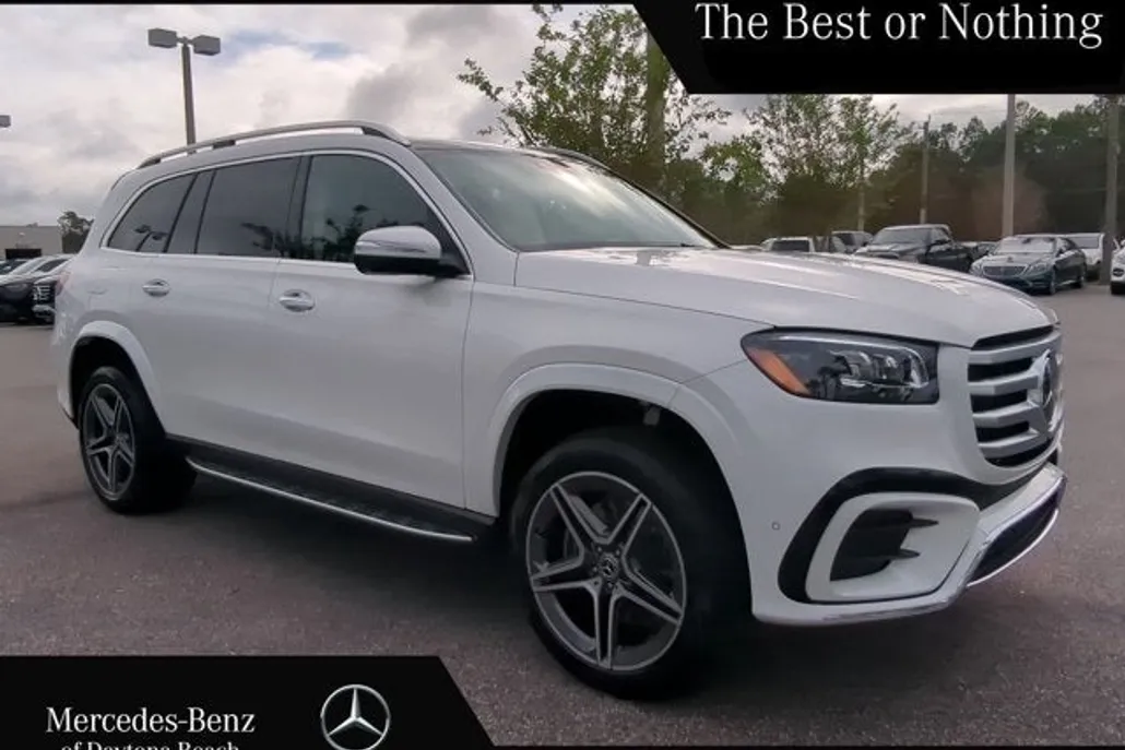 2025 Mercedes Benz GLS 450 4MATIC photo 1