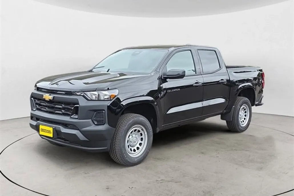 2026 Chevrolet Colorado Work Truck photo 1