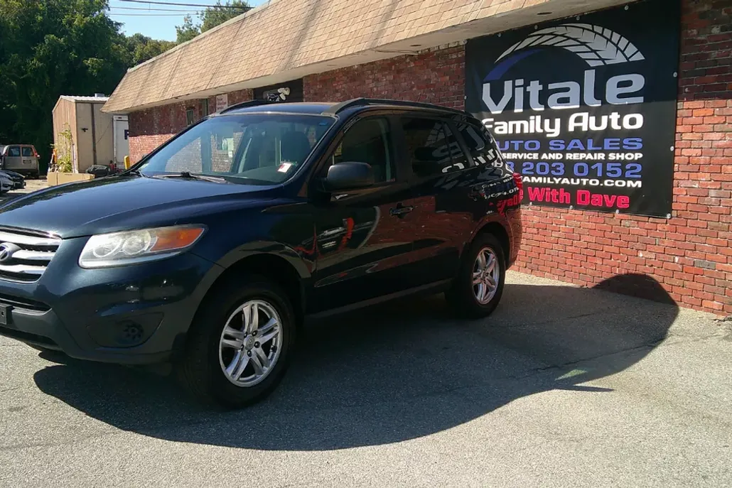 2012 Hyundai Santa Fe GLS photo 1
