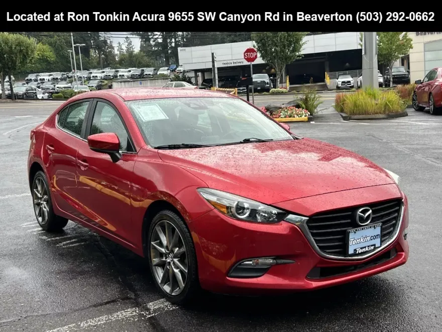 2018 Mazda Mazda3 Touring photo 1