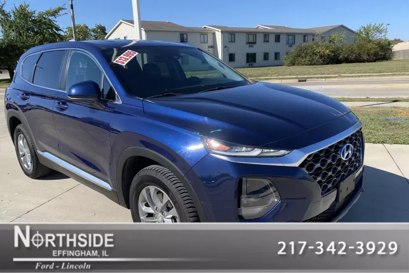 2019 Hyundai Santa Fe SE photo 1