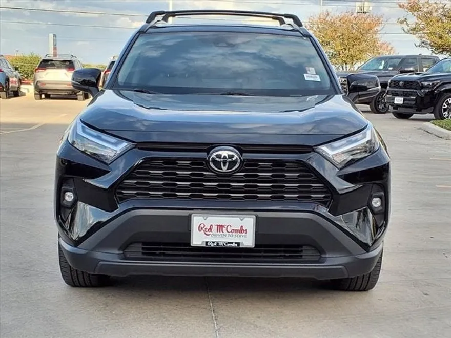 2025 Toyota RAV4 XLE Premium photo 1