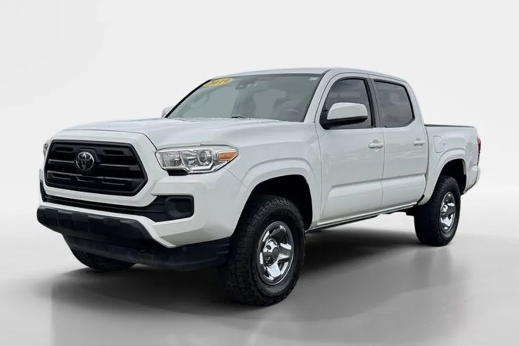 2021 Ram 1500 Classic Warlock photo 1