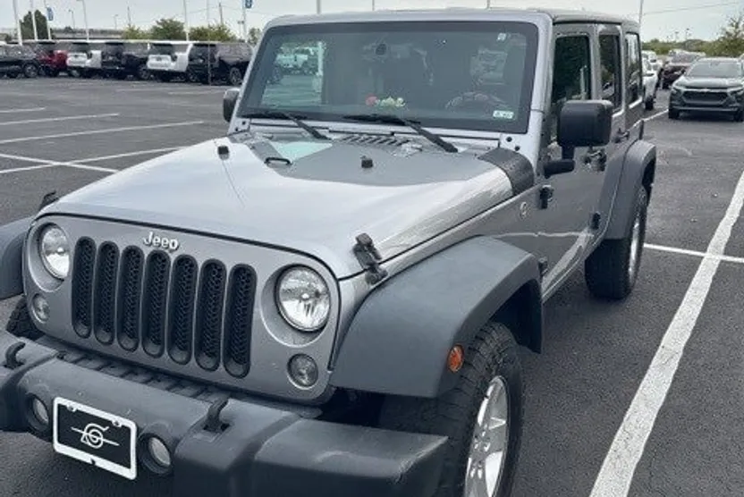 2016 Jeep Wrangler Unlimited Sport photo 1