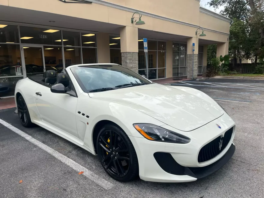 2014 Maserati Granturismo MC photo 1