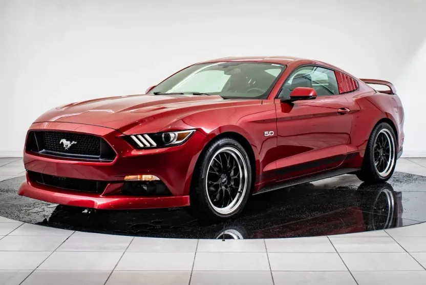 2015 Ford Mustang GT Premium photo 1