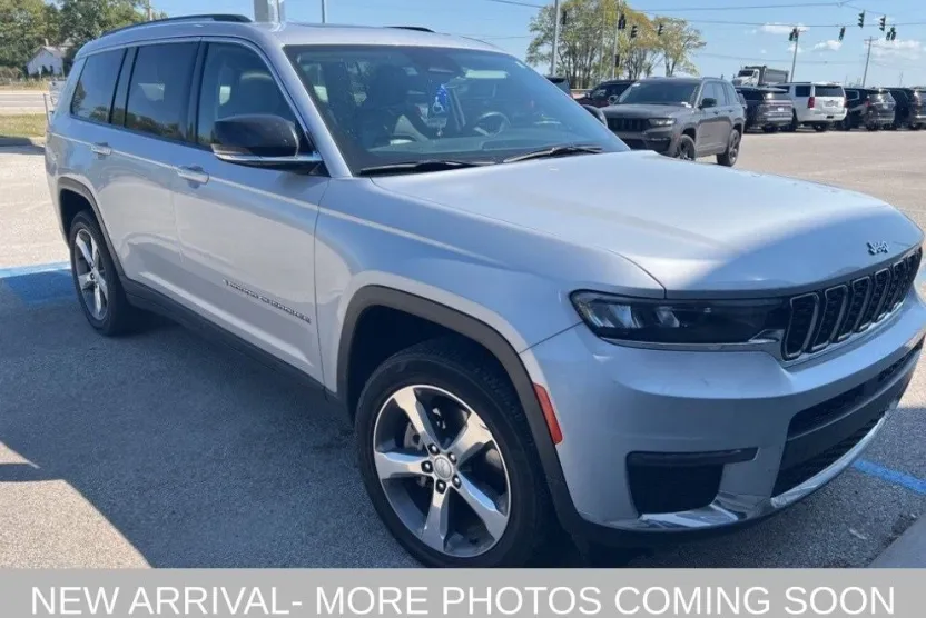 2021 Jeep Grand Cherokee Limited photo 1