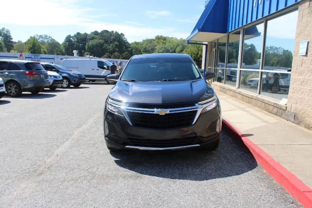 2022 Chevrolet Equinox LT photo 1
