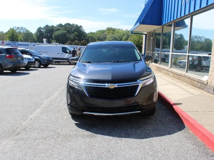 2022 Chevrolet Equinox LT photo 1