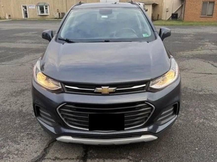 2019 Chevrolet Trax LT photo 1