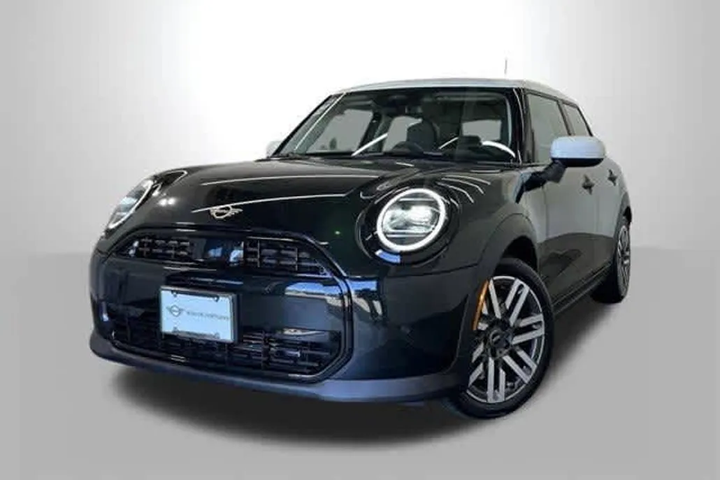 2025 Mini Cooper 4 Door Hardtop photo 1