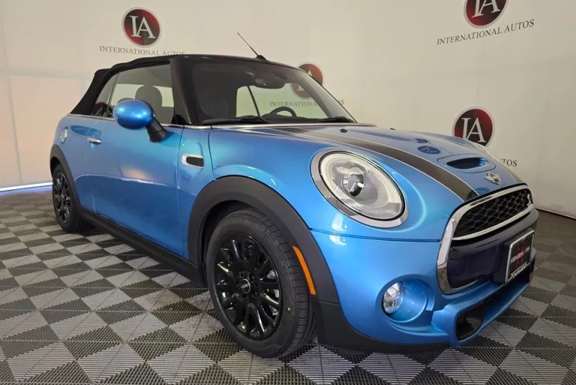 2016 Mini Cooper Convertible Base photo 1