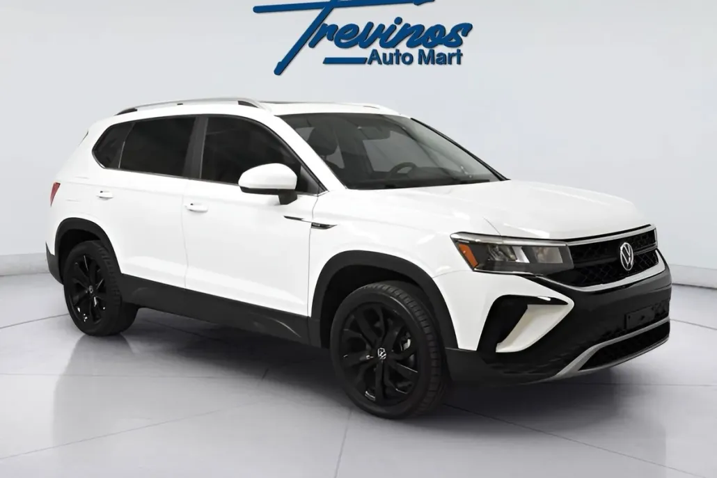 2022 Volkswagen Taos SE photo 1