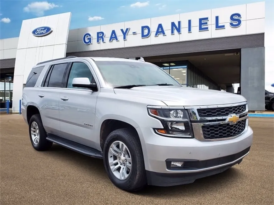 2019 Chevrolet Tahoe LT photo 1