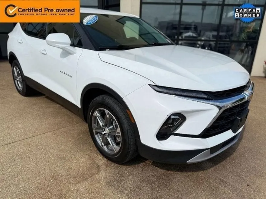 2023 Chevrolet Blazer 2LT photo 1