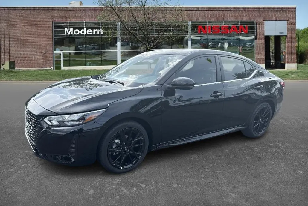 2025 Nissan Sentra SR Midnight Edition photo 1