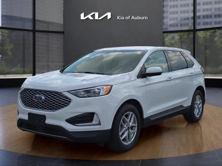 2024 Ford Edge SEL photo 1