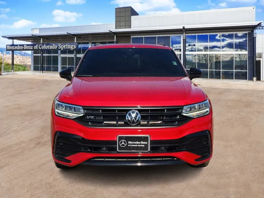 2024 Volkswagen Tiguan SE R-Line Black photo 1