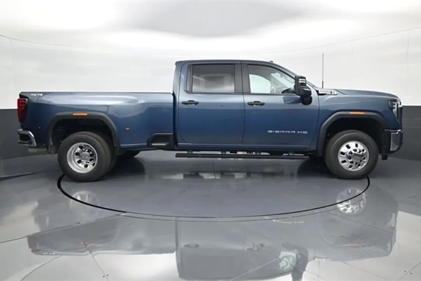 2026 Gmc Sierra 3500 HD Pro photo 1