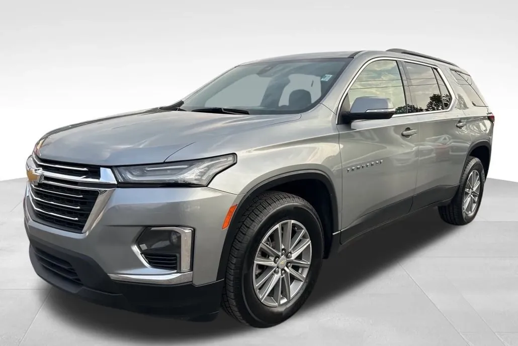 2023 Chevrolet Traverse Cloth photo 1