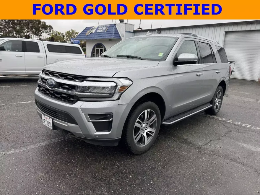 2023 Ford Expedition Limited photo 1