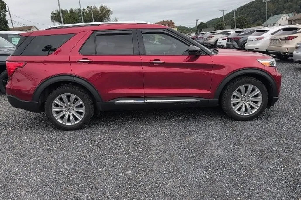 2020 Ford Explorer Limited photo 1