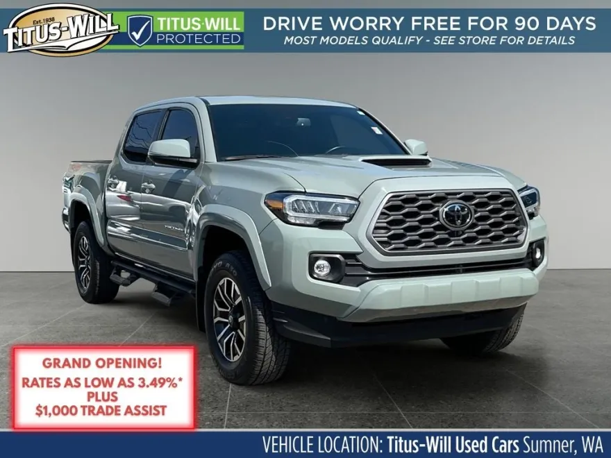 2023 Toyota Tacoma TRD Sport V6 photo 1