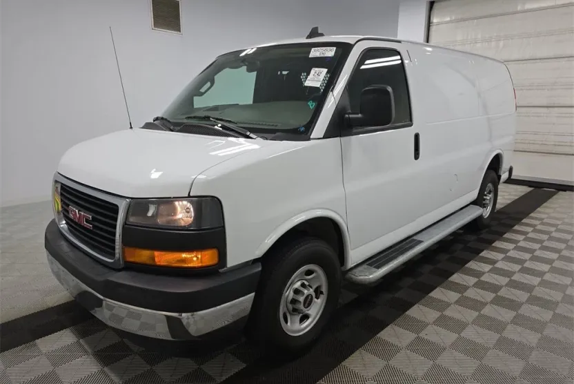 2023 Gmc Savana Cargo 2500 photo 1