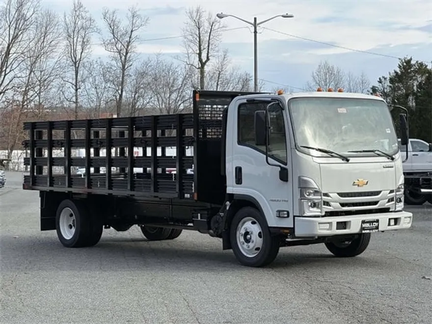 2024 Chevrolet Silverado 4500HD photo 1