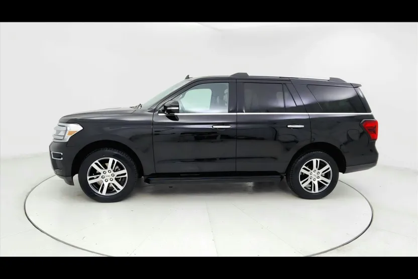 2024 Ford Expedition Limited photo 1