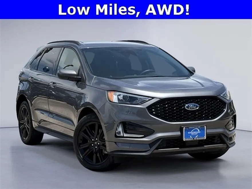 2024 Ford Edge ST photo 1